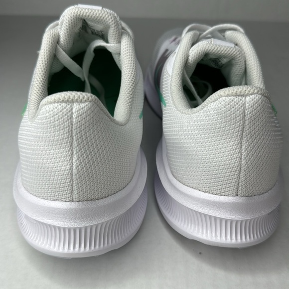 Nike Downshifter 11 Running Athletic Shoes Women’s Size 10 White Low Top Lace Up - Picture 3 of 12